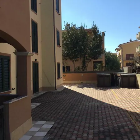 Marina Casa Vacanza * Bosa