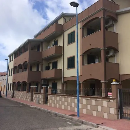 Marina Casa Vacanza * Bosa